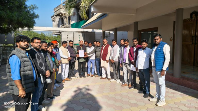 5b1916a68901467db2bfc0acdacbfdb2